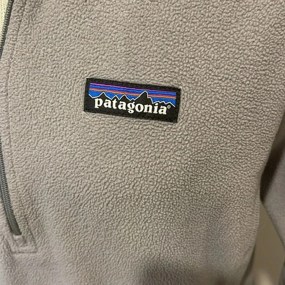 Patagonia - Women’s Quarter Zip Fleece Pullover - Size S - Gently Used!! - Picture 3 of 12